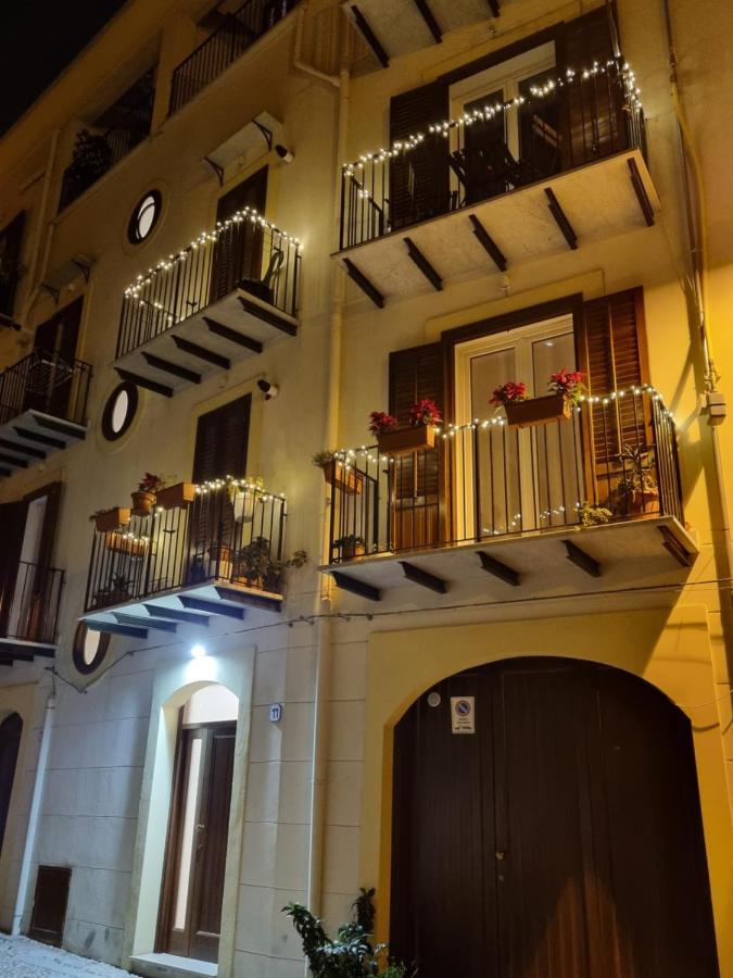 Residenza Tarzana Hotel Palermo Exterior photo